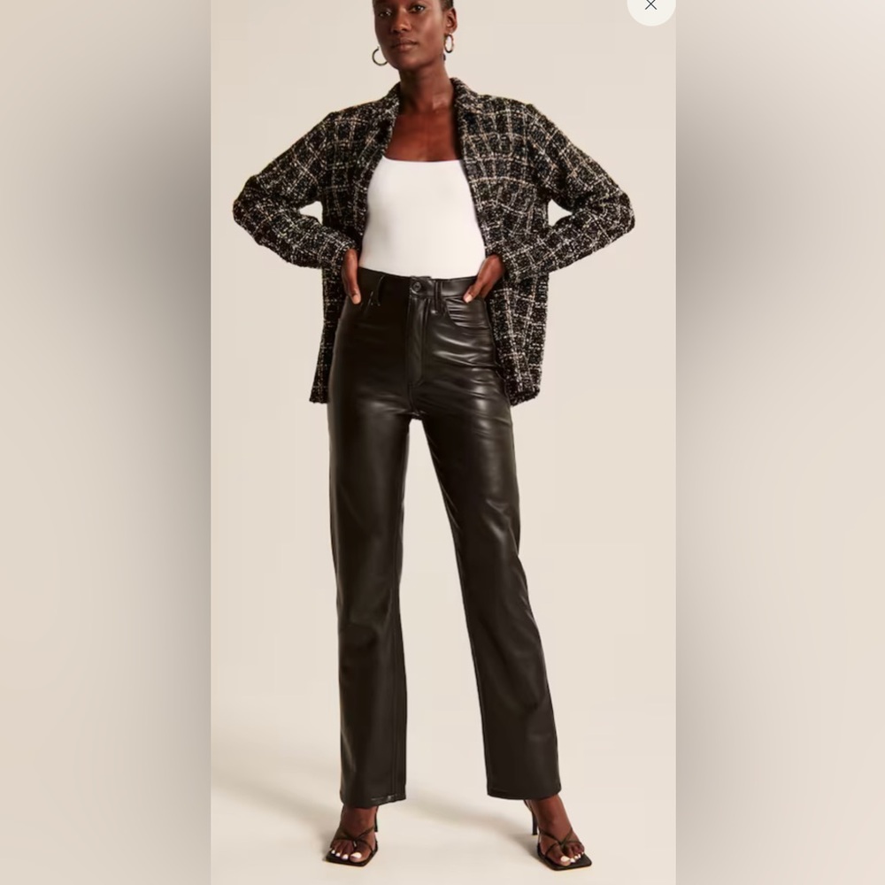 Abercrombie & Fitch 90’s straight ultra high rise vegan leather pants